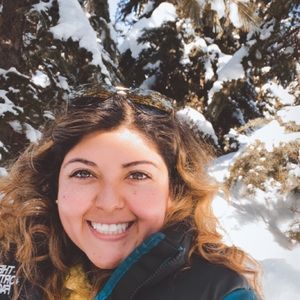 Meet your Posher, Alejandra